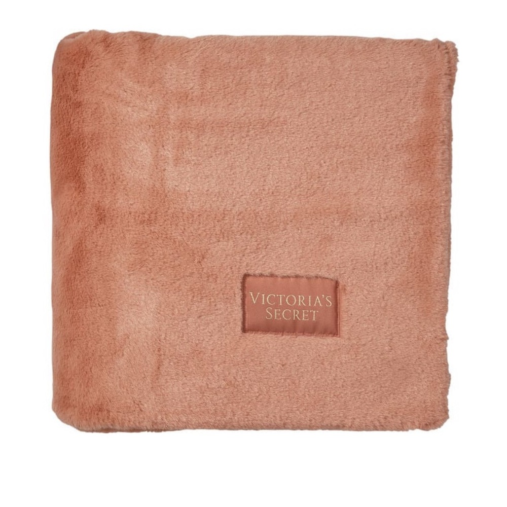Victoria’s secret Faux Fur Blanket in Light Brown
